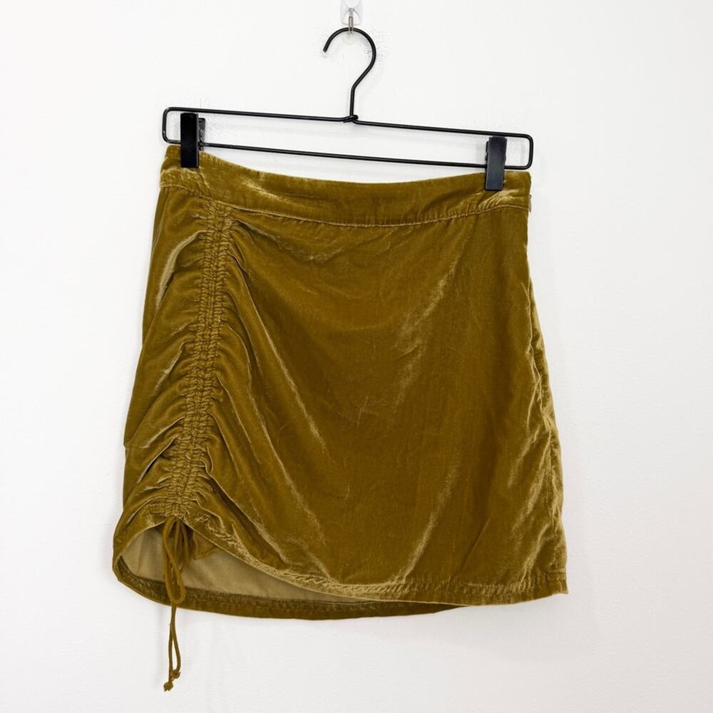 Free People Vivienne Velvet Ruched Mini Skirt Size 4